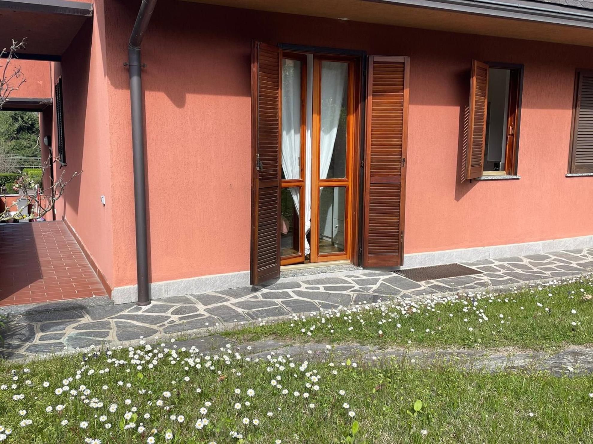 Lovingstresa3 Giardino Del Lago Exterior photo